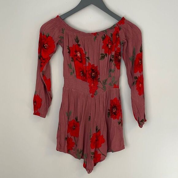 Kendall & Kylie Women's Off Shoulder Romper Floral Fitted Stretchy Pink Small - Picture 4 of 7